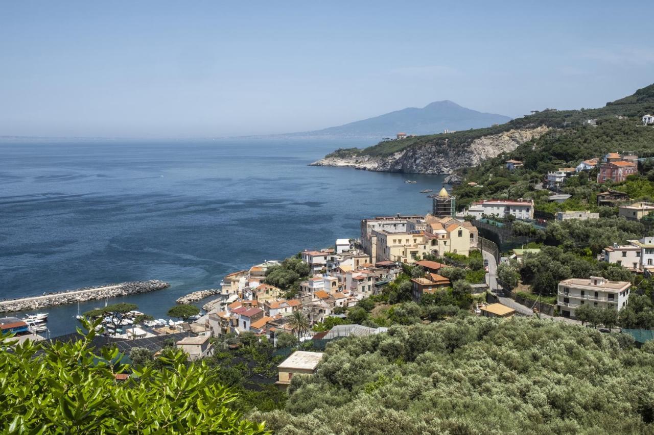 Neva Suites Massa Lubrense Sorrento Coast エクステリア 写真