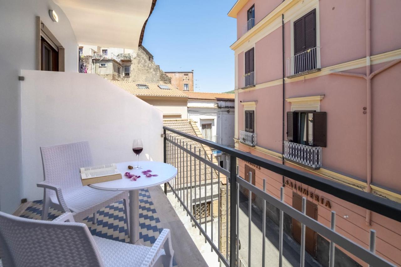 Neva Suites Massa Lubrense Sorrento Coast エクステリア 写真